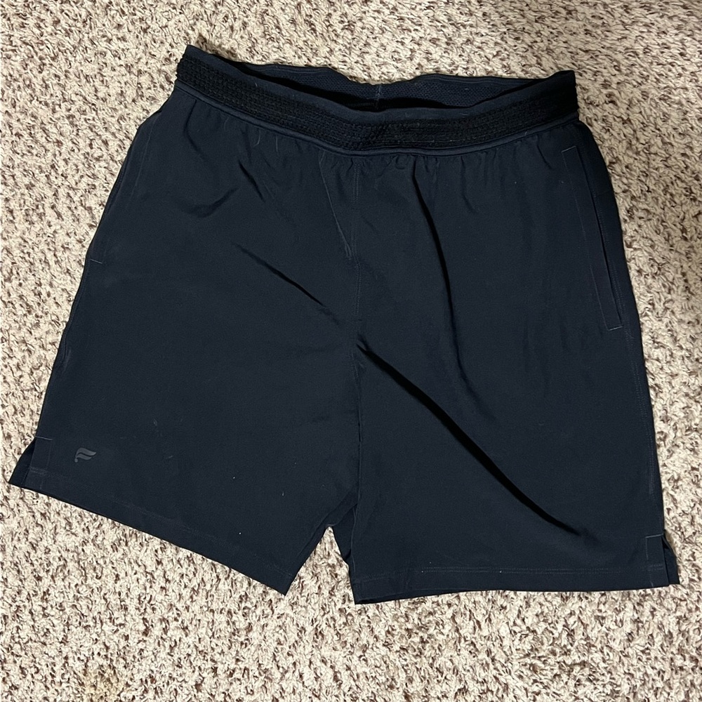 Fabletics Fundamental Short Lined 5 inch inseam